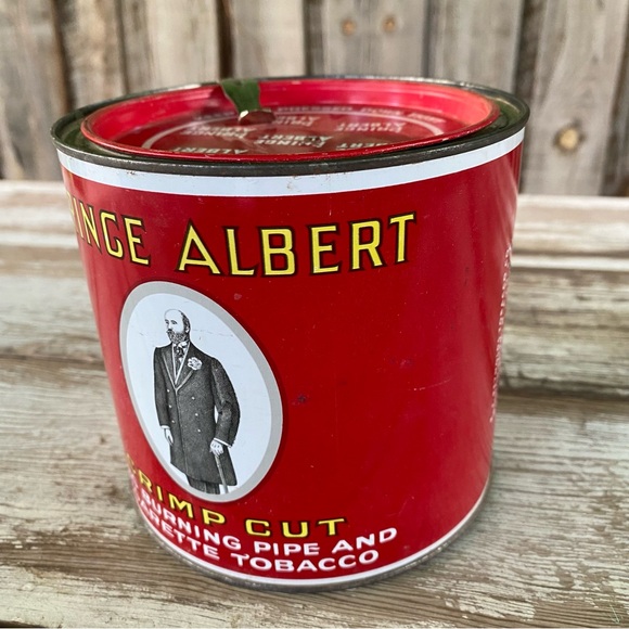 Vintage Antique Prince Albert Red Tobacco Tin, round red tin with opener - Picture 5 of 13
